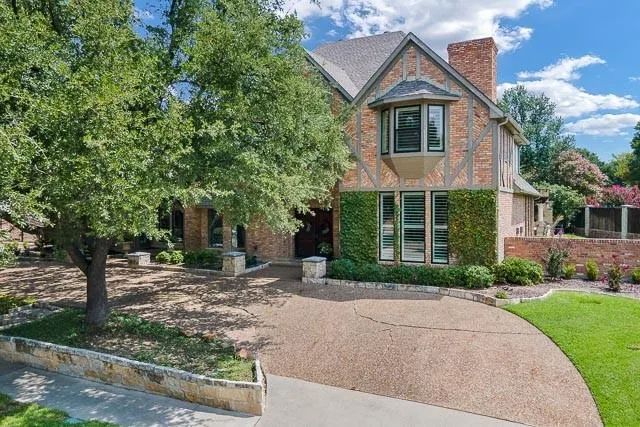 2004 Crown Knoll Lane