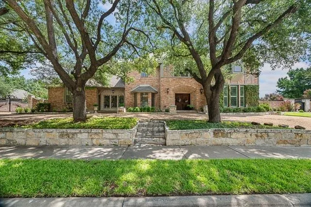 2004 Crown Knoll Lane