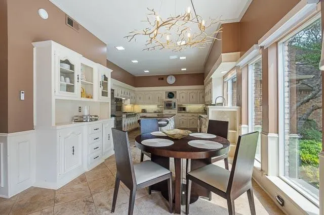 2004 Crown Knoll Lane