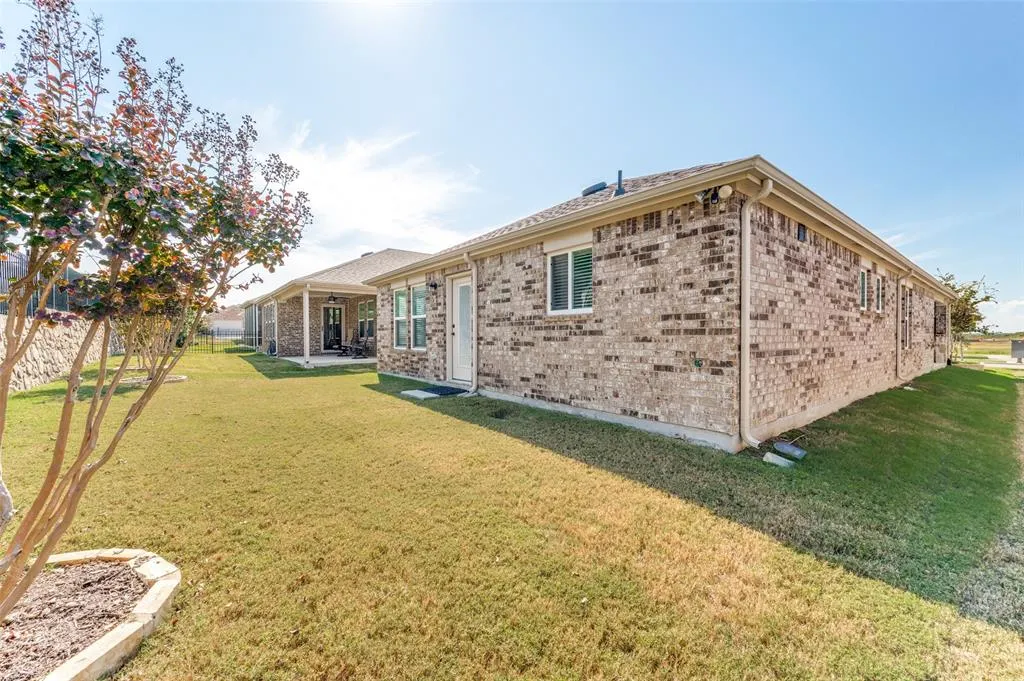 7613 Heritage Drive