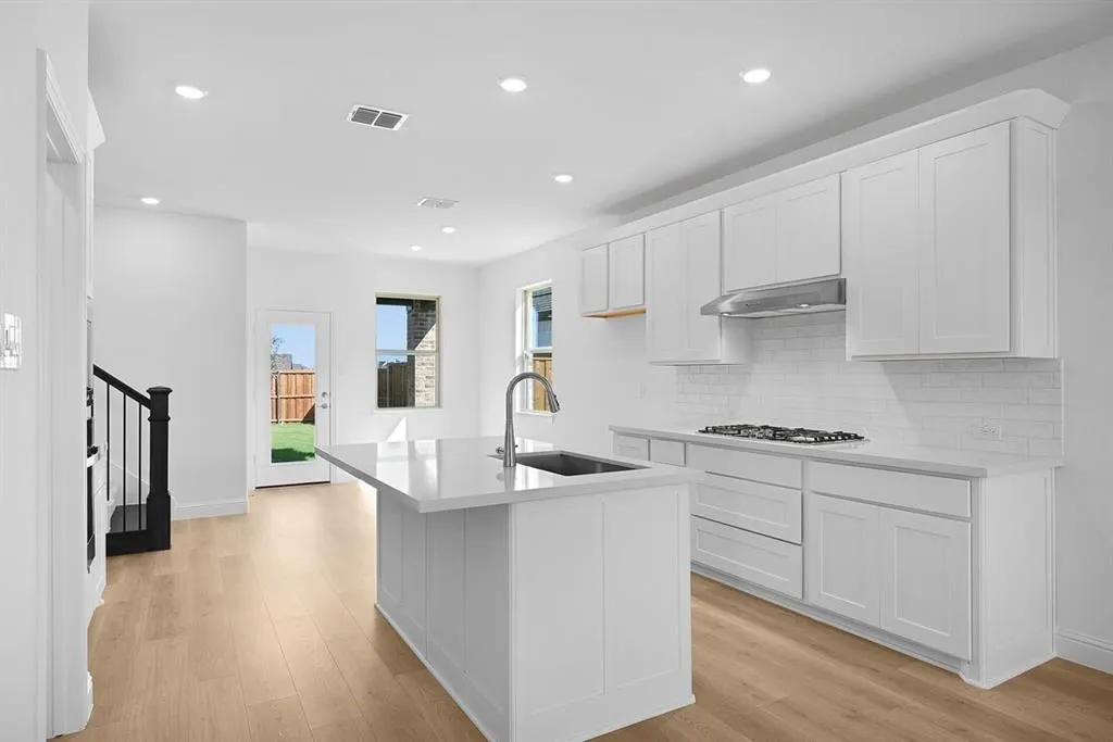 117 North Sky Drive