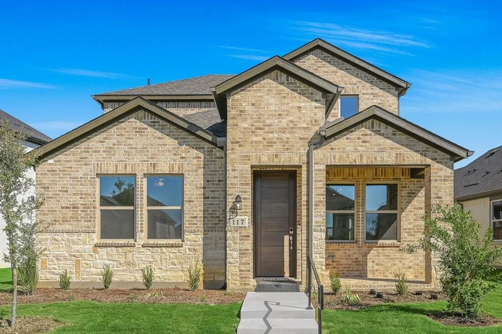 117 North Sky Drive