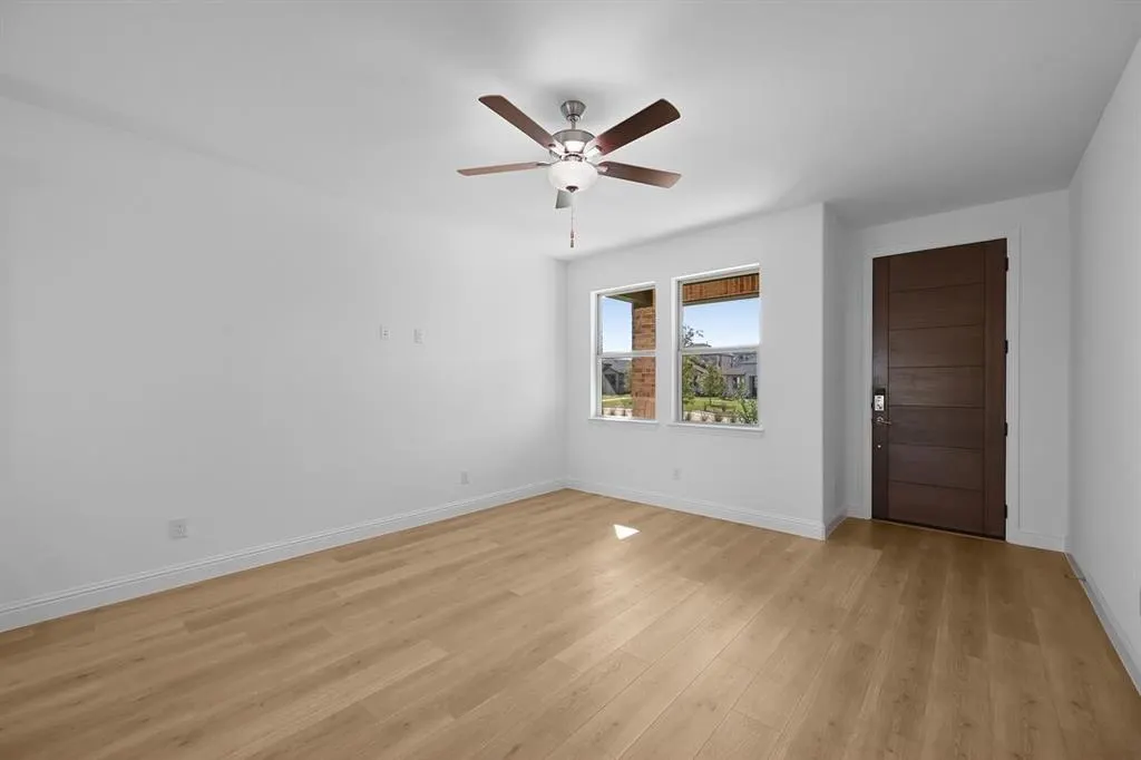 117 North Sky Drive