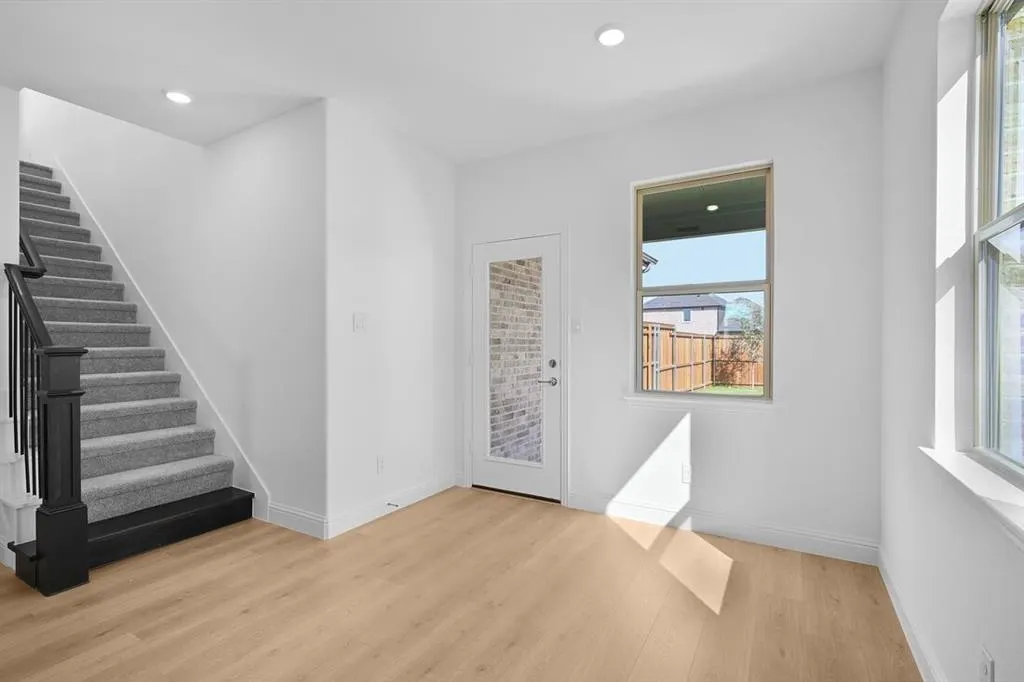 117 North Sky Drive