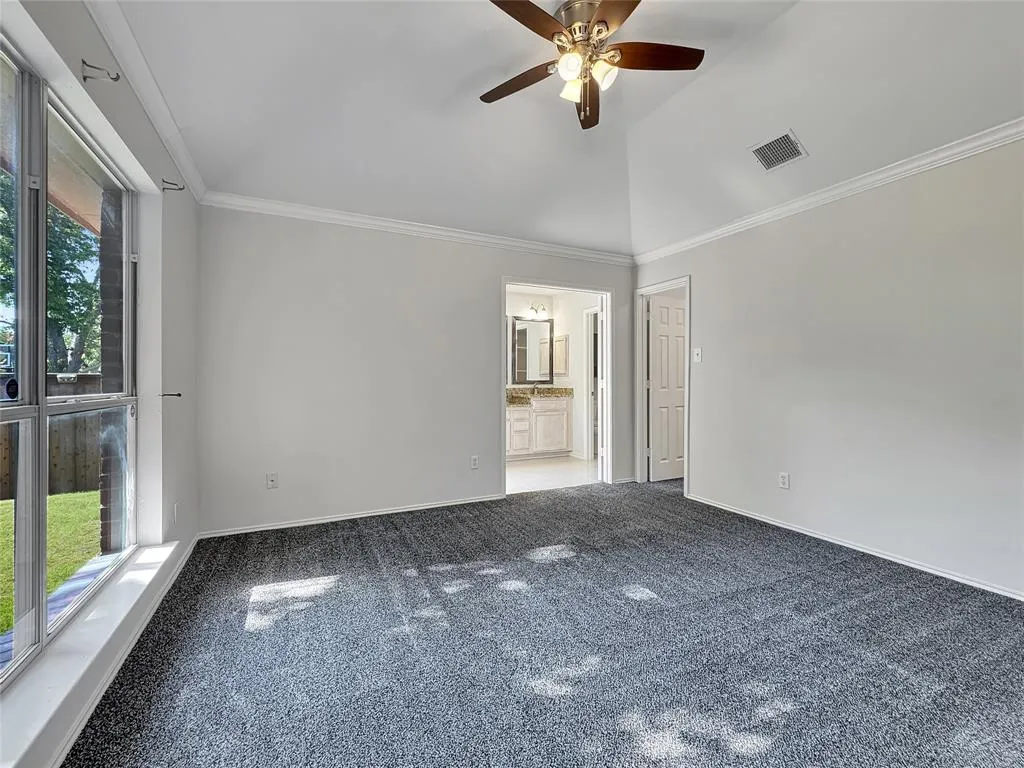 806 Glenwood Court