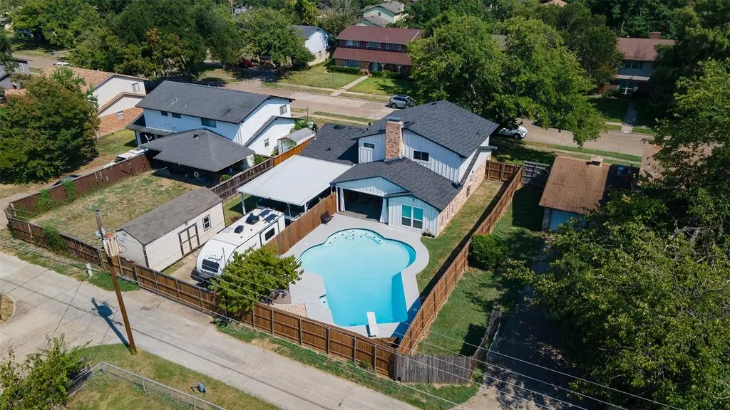 11223 Dumbarton Drive