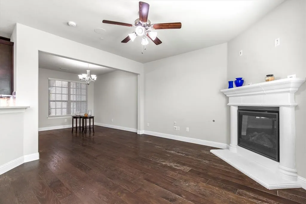 3048 Galveston Street
