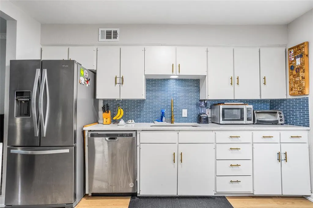 7924 Royal Lane, #106