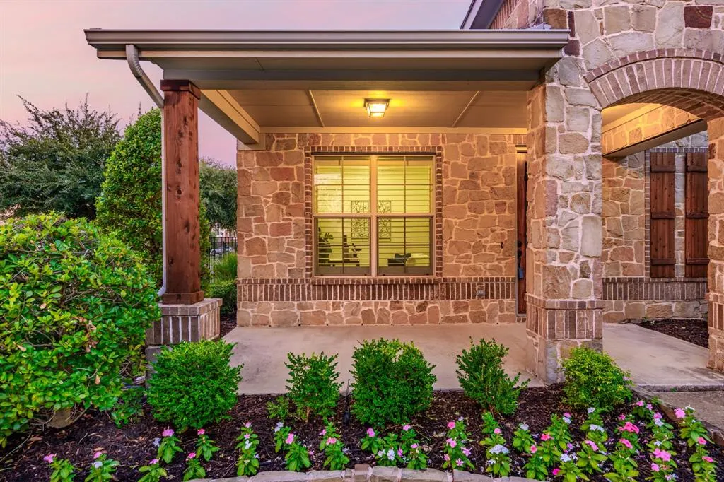 7901 Texian Trail