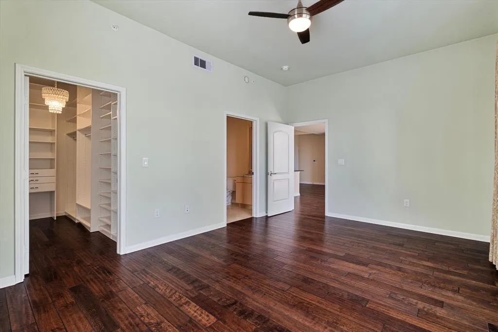 3225 Turtle Creek Boulevard, #1009