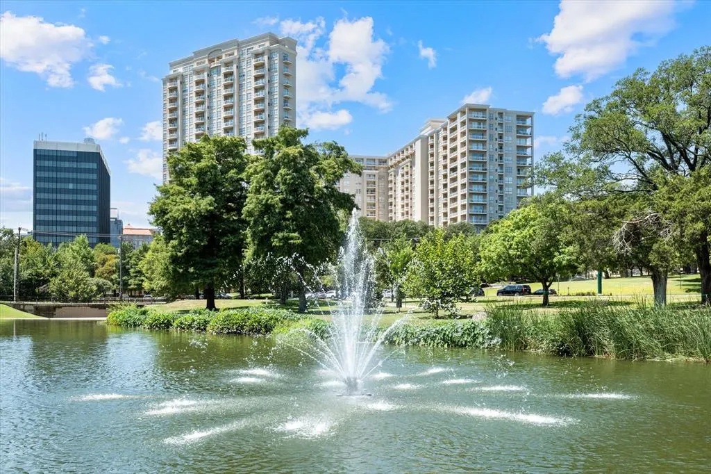 3225 Turtle Creek Boulevard, #1009