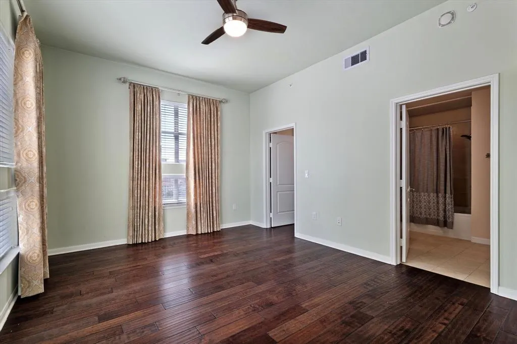 3225 Turtle Creek Boulevard, #1009