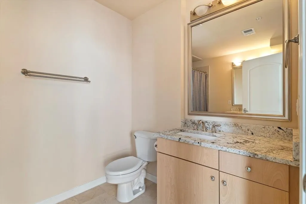 3225 Turtle Creek Boulevard, #1009