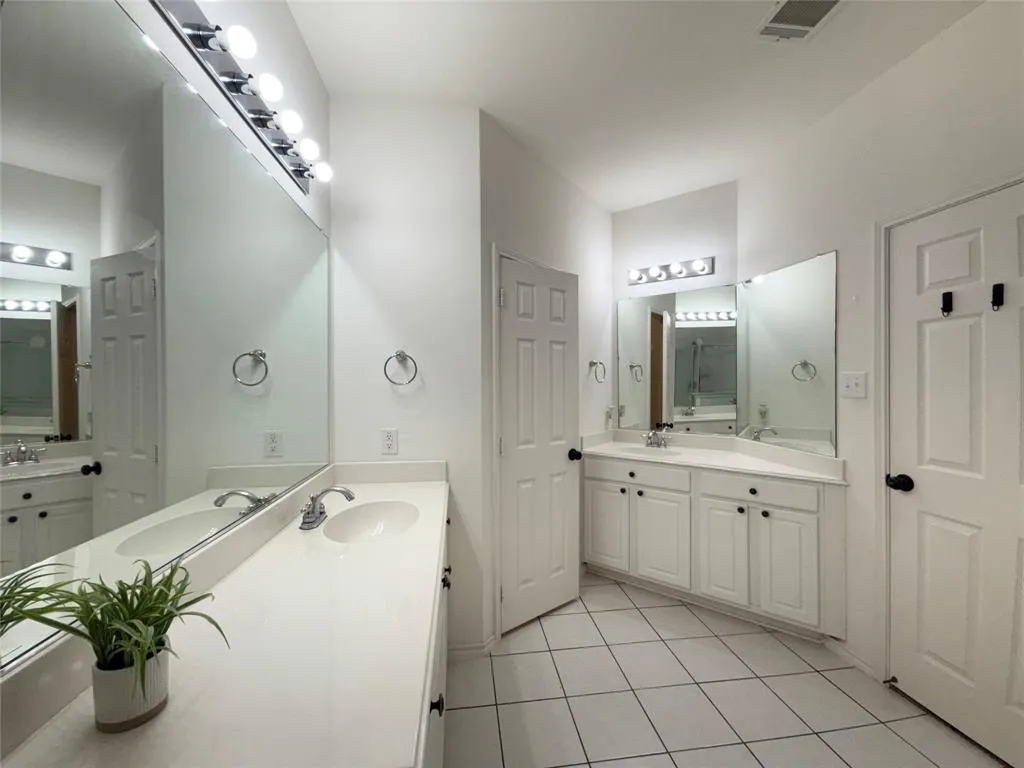 3309 Willow Springs Drive