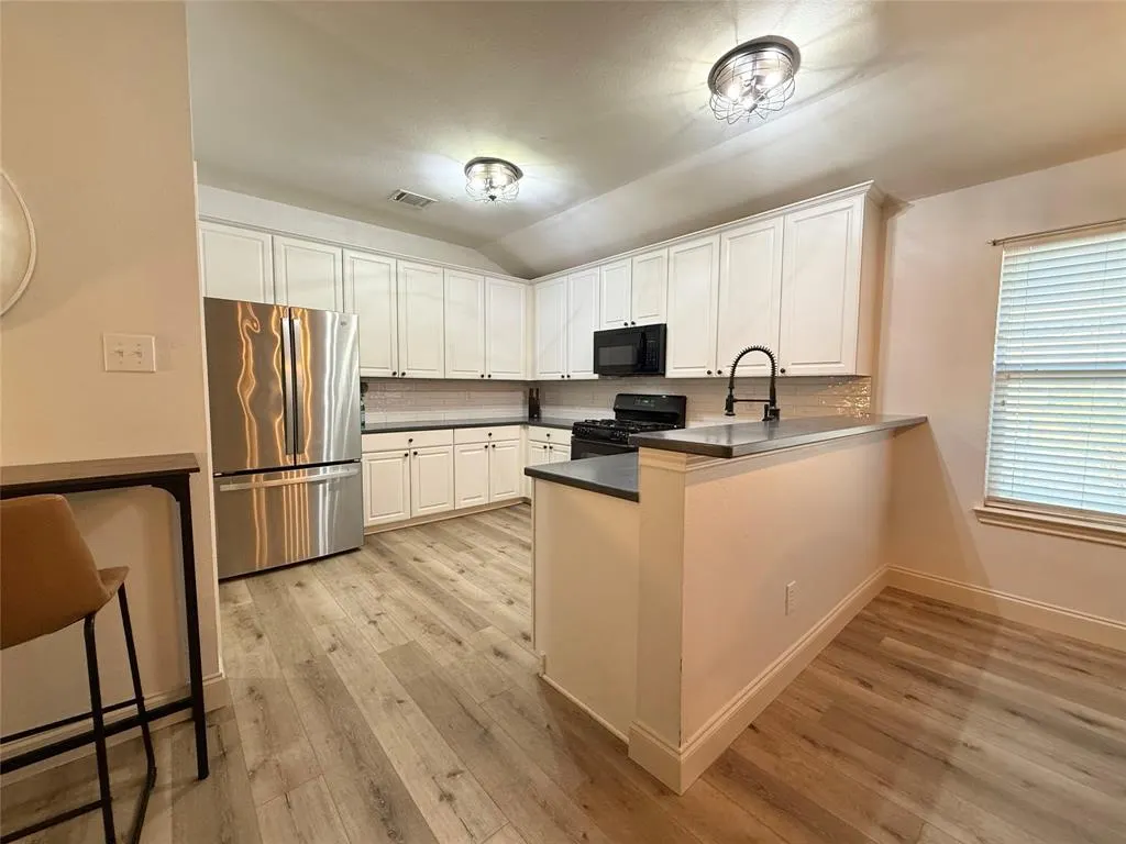 3309 Willow Springs Drive