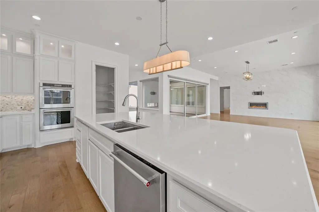 11233 Majestic Prince Circle