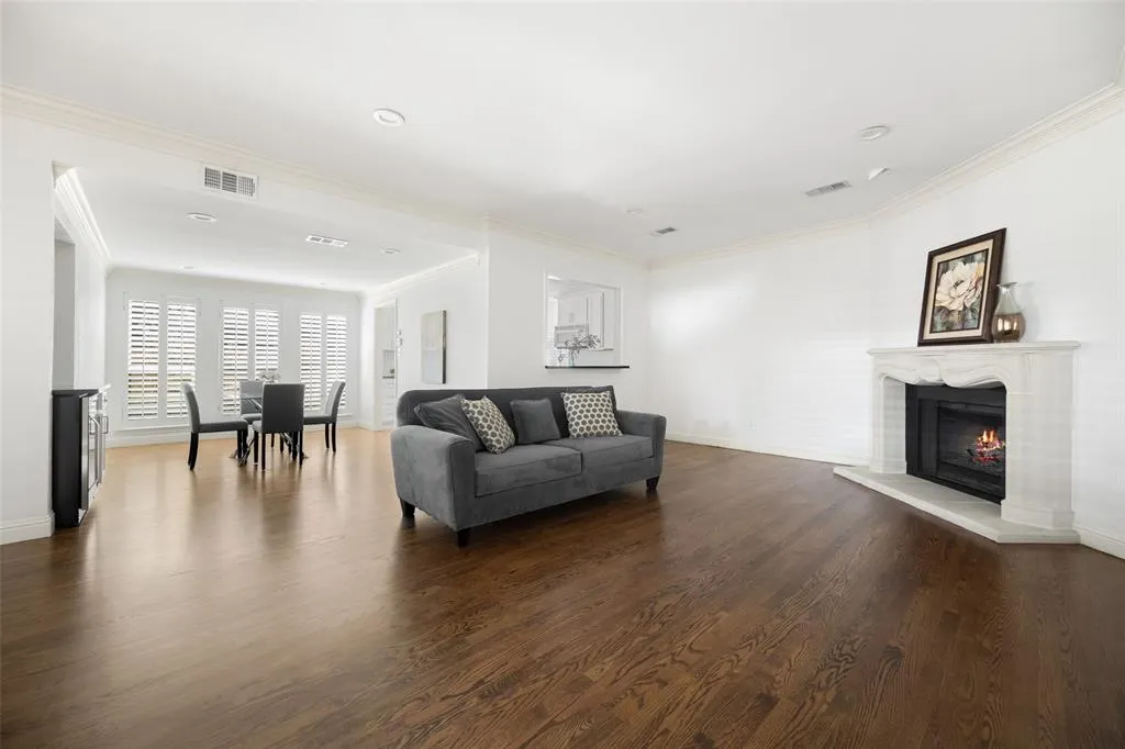 5814 Preston Valley Drive