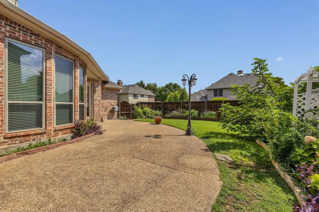 604 Pilot Point Drive