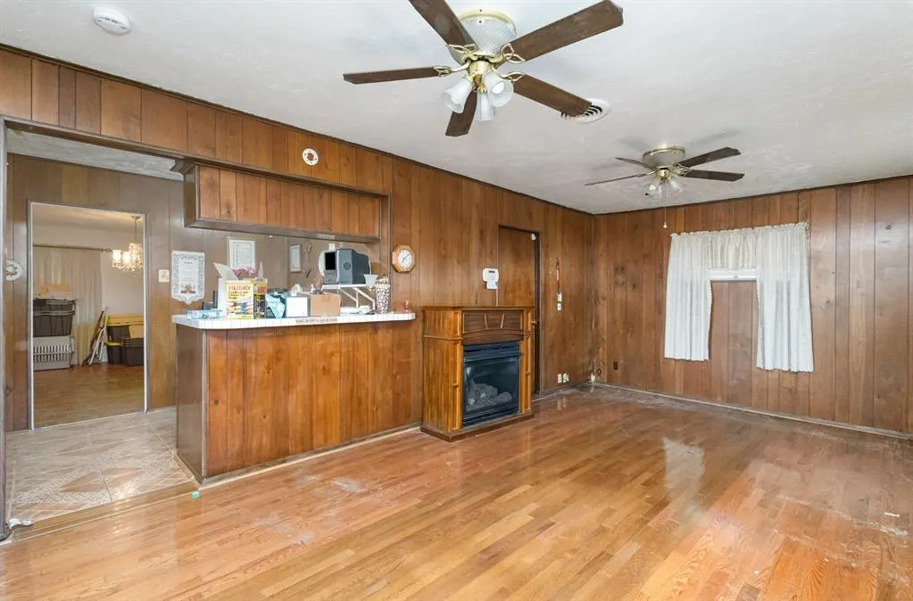 2977 Marjorie Avenue