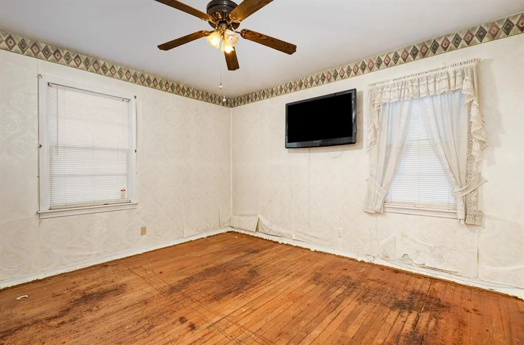 2977 Marjorie Avenue