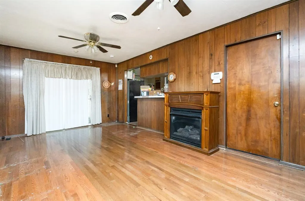 2977 Marjorie Avenue