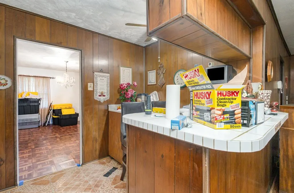 2977 Marjorie Avenue