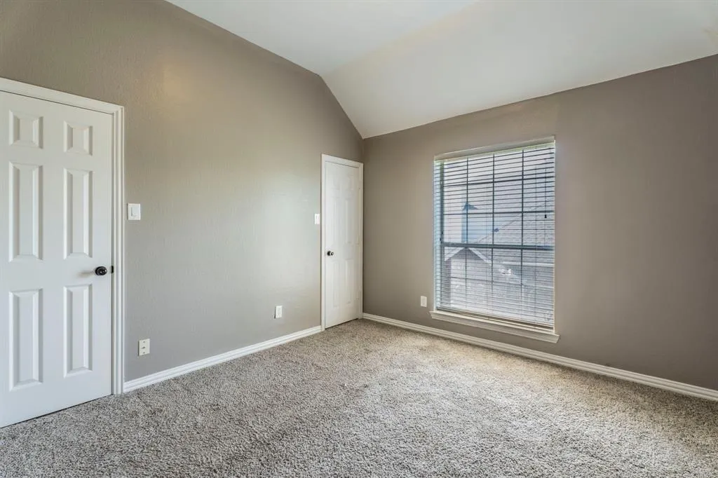 5710 Roanoke Drive