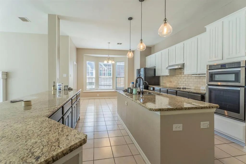 5710 Roanoke Drive