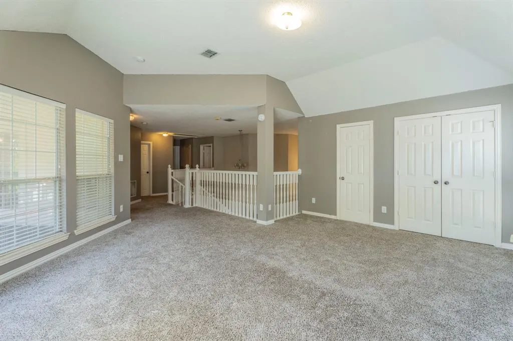 5710 Roanoke Drive