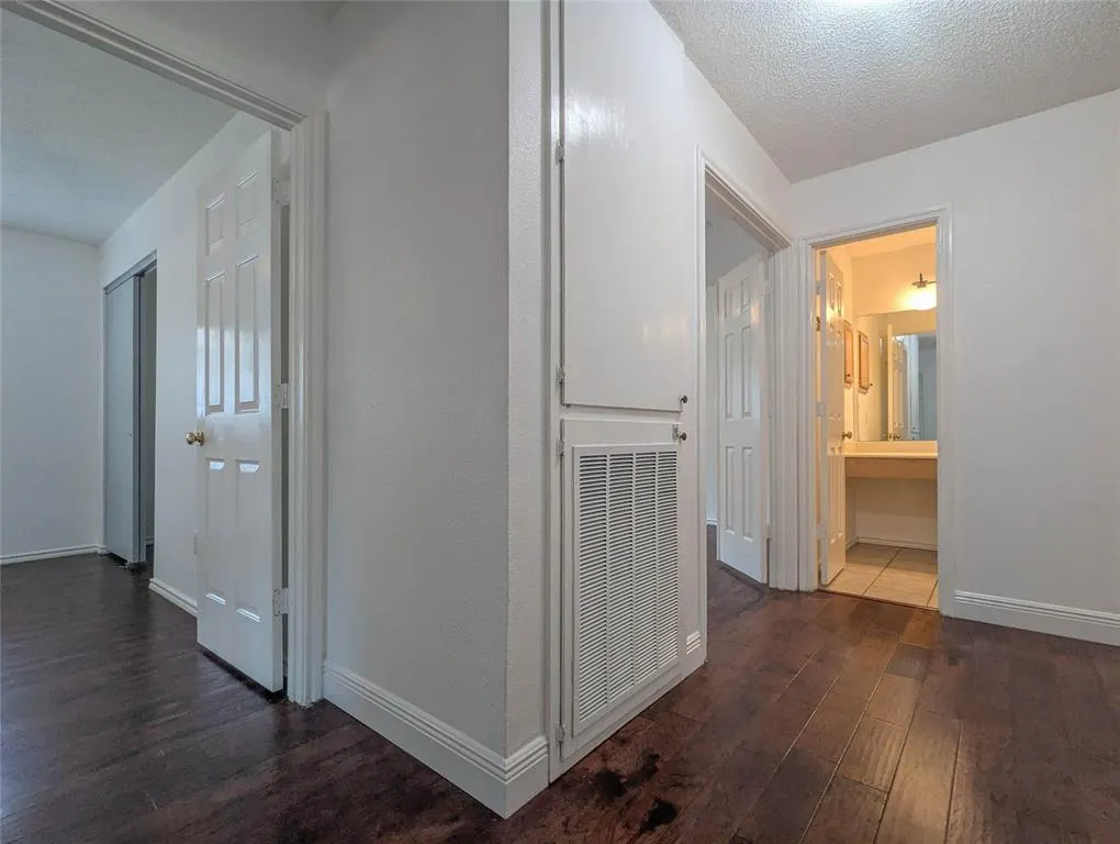 6411 Nottoway Court