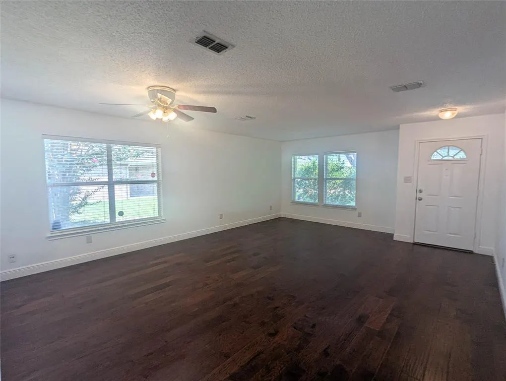 6411 Nottoway Court