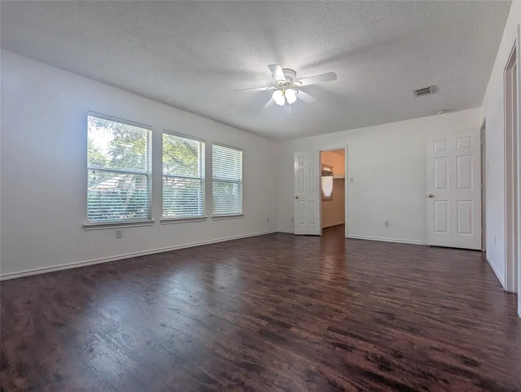 6411 Nottoway Court