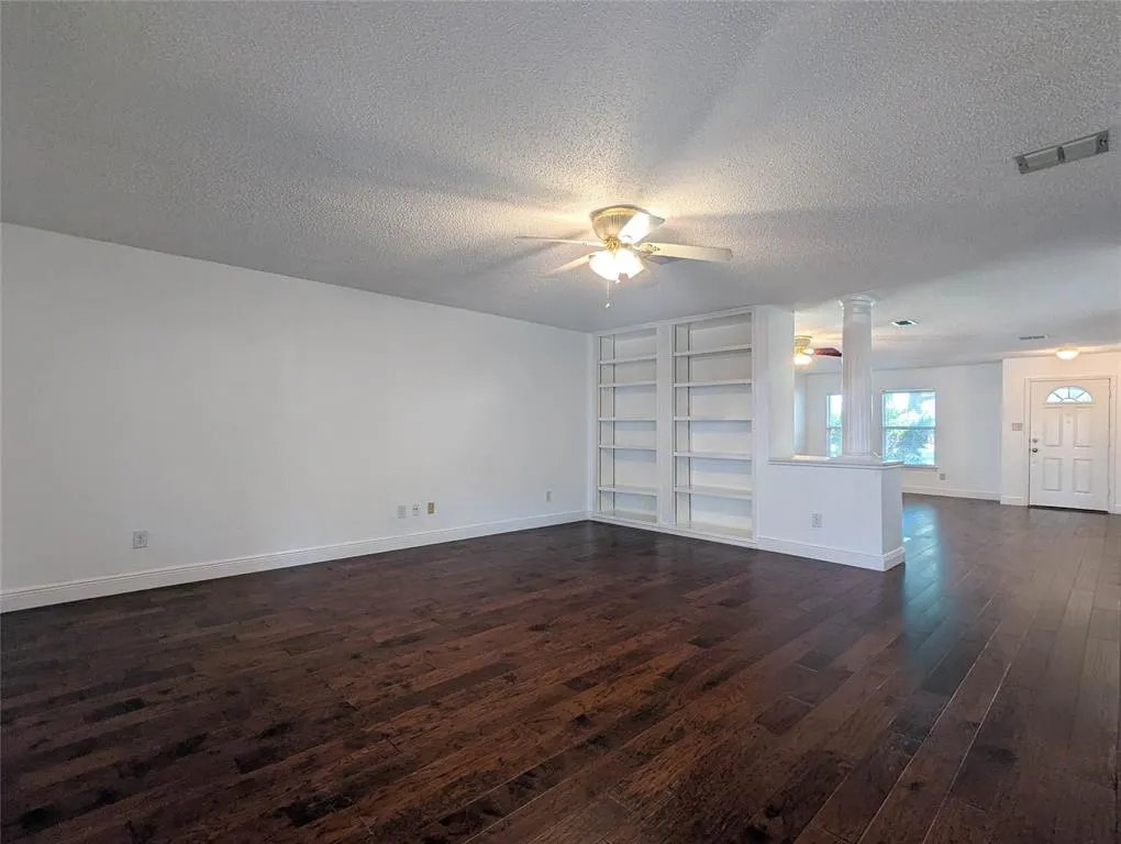 6411 Nottoway Court