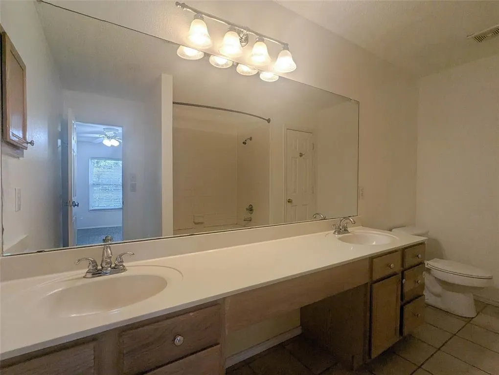 6411 Nottoway Court