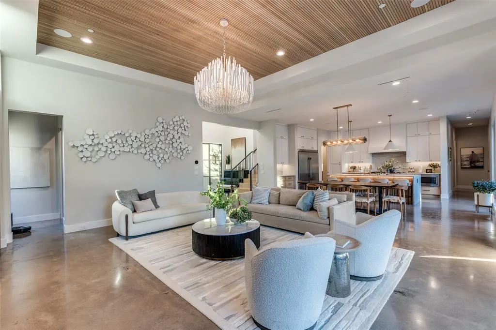 10264 Blackenhurst Lane
