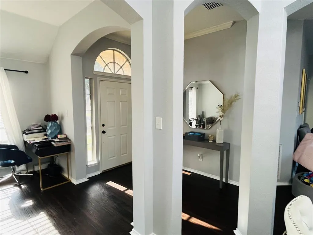 3005 Avery Lane