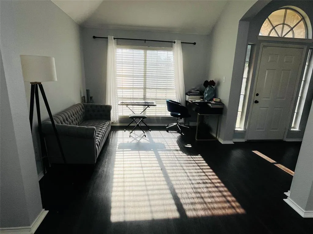 3005 Avery Lane