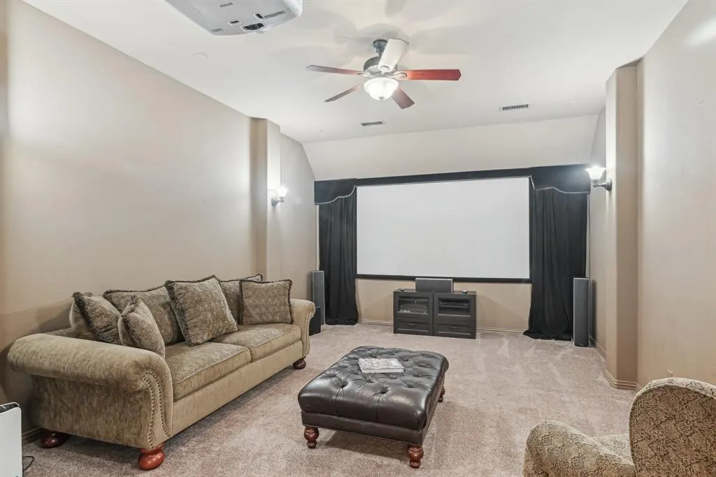 5594 Beacon Hill Drive