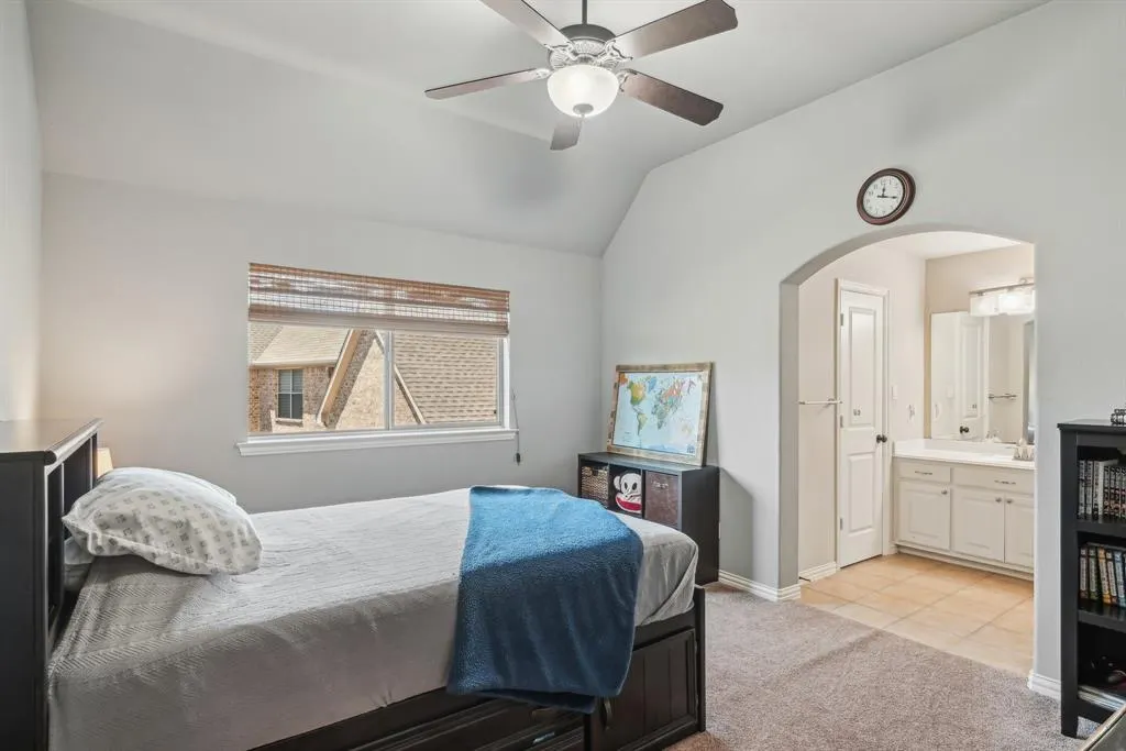 5594 Beacon Hill Drive