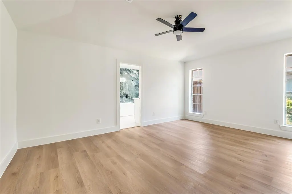 5807 Winding Woods Trail