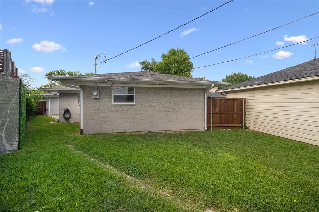 7024 Irongate Lane