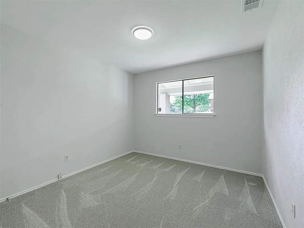 2013 E Collins Boulevard