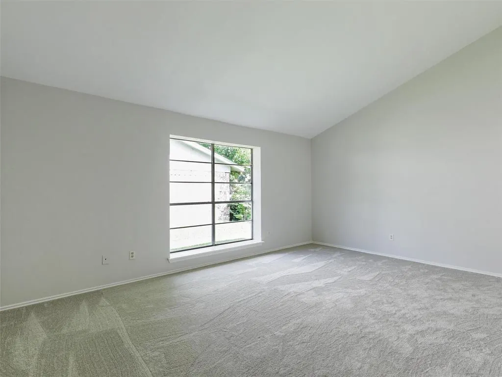 2013 E Collins Boulevard