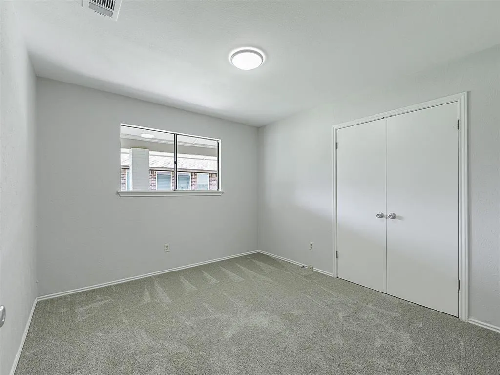 2013 E Collins Boulevard