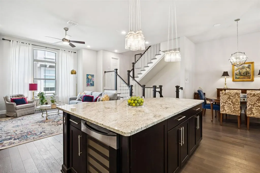 779 Lacey Oaks Place