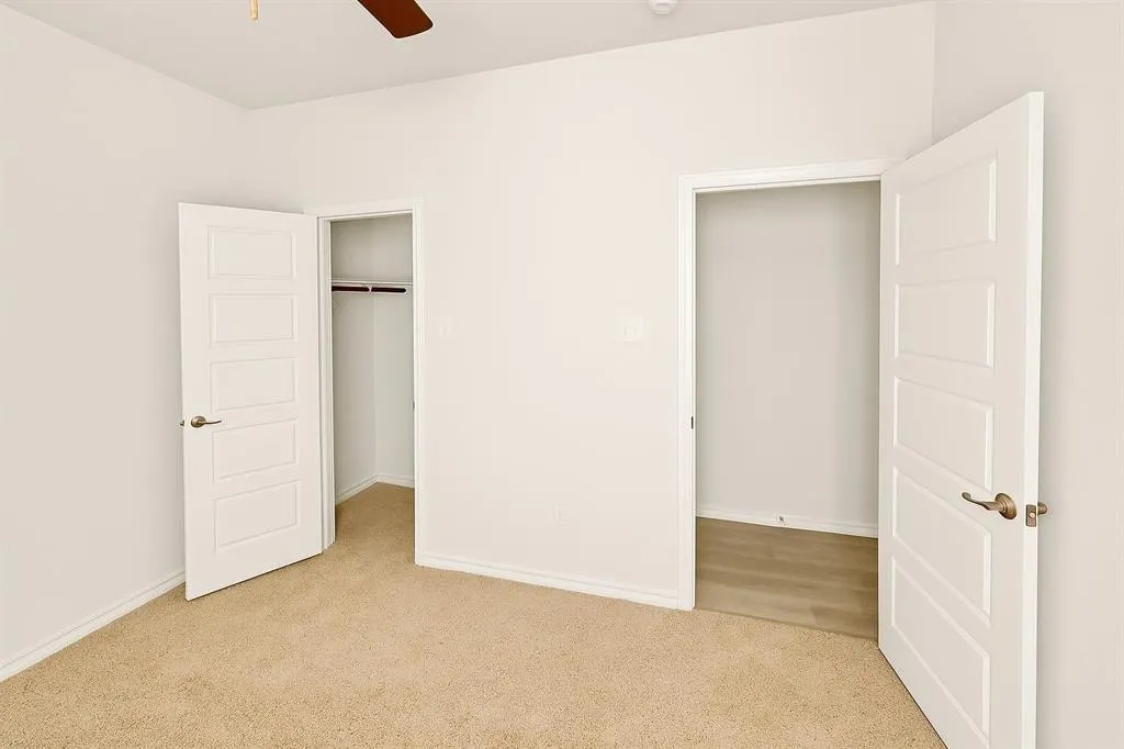 7505 Paramount Drive