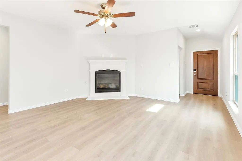 7505 Paramount Drive