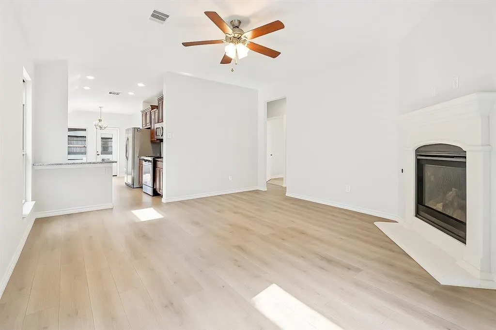 7505 Paramount Drive