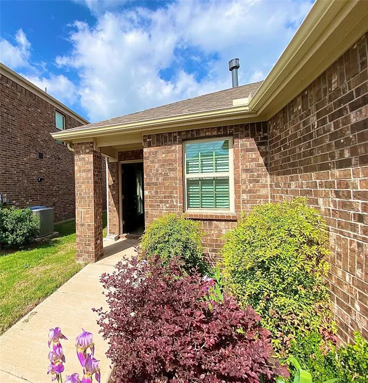 7505 Paramount Drive