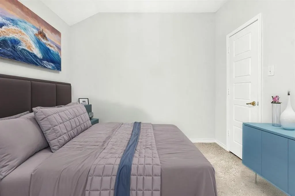 7505 Paramount Drive